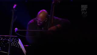 George Duke - Cravo e Canela by Milton Nascimento - Java Jazz Festival 2011