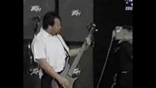 Faith No More - Naked In Front Of The Computer (Phoenix 1997).avi