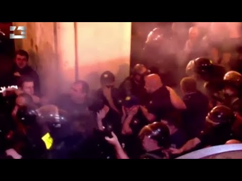 20 ივნისის ღამეს დაზარალებულები \"ოცნებისა\" და ოპოზიციის   ამნისტიის კანონპროექტებს გმობენ