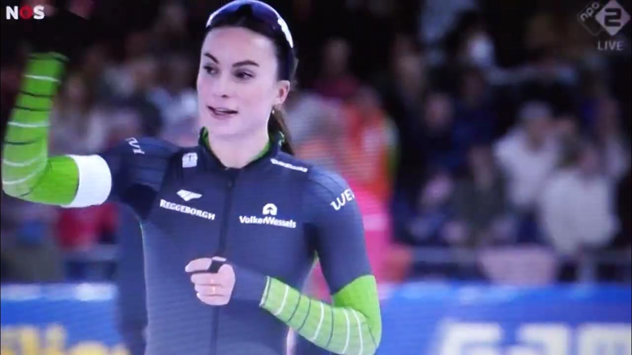 NK schaatsen Thialf Heerenveen 500 meter vrouwen december jaar 2023 Femke Kok Jutta Leerdam NK schaatsen Thialf Heerenveen 500 meter vrouwen december jaar 2023 Femke Kok Jutta Leerdam