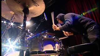 Download Lagu VERSUS : Go Gerila - Curiga MP3