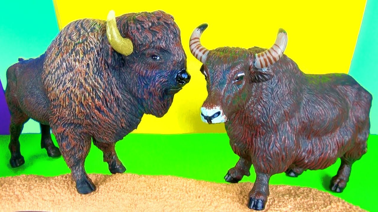 wildebeest figurine