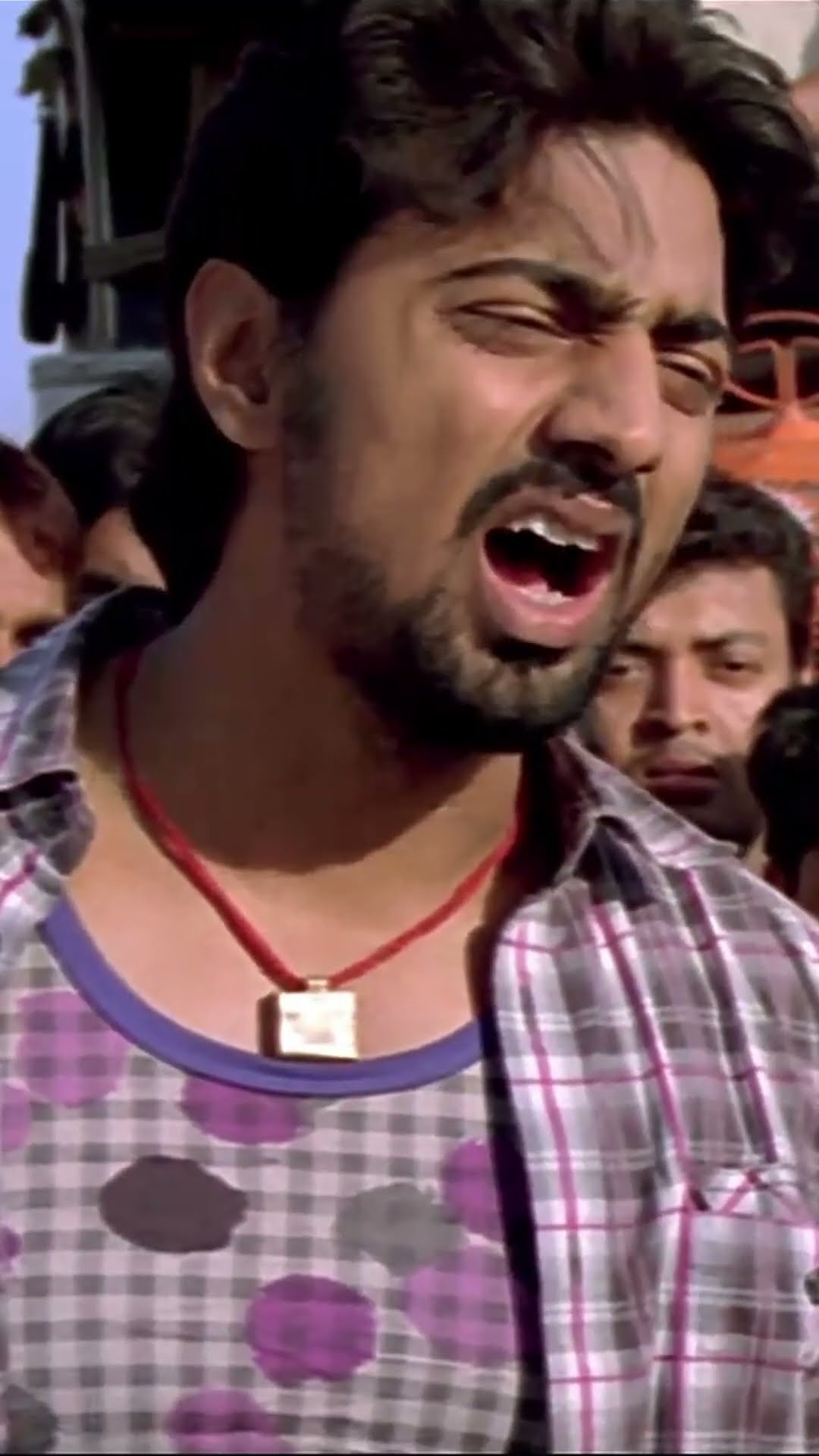 গোপালের বাবা ফেঁসে গেল #DuiPrithibi #jeet #dev #koel #kharajmukherjee #bengalishorts #bengalimovie