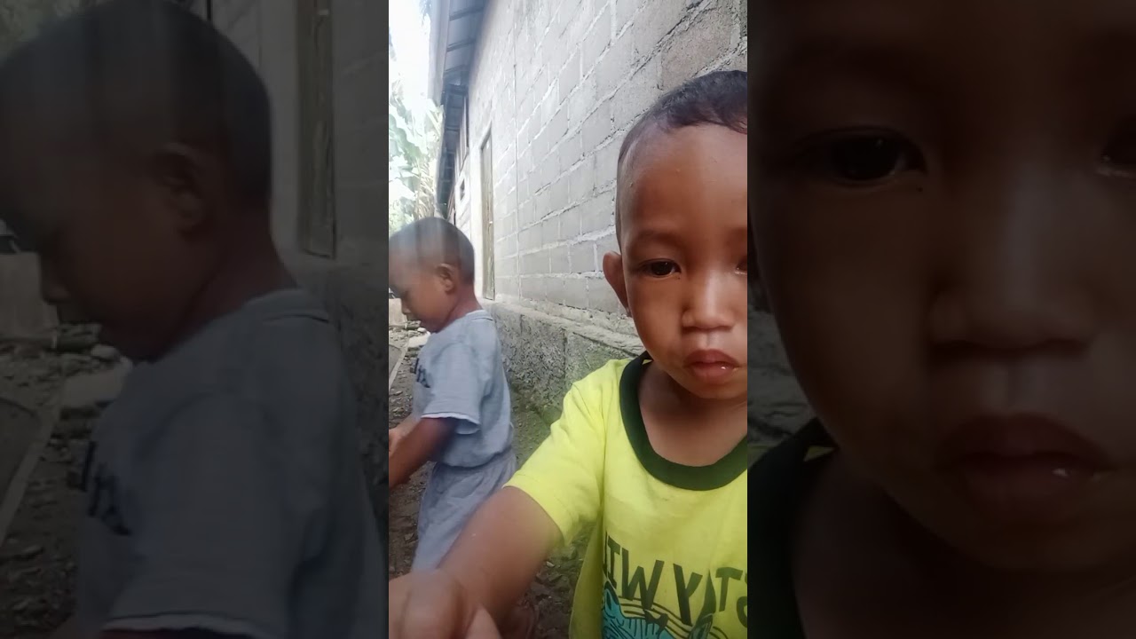 2 anak kembar 