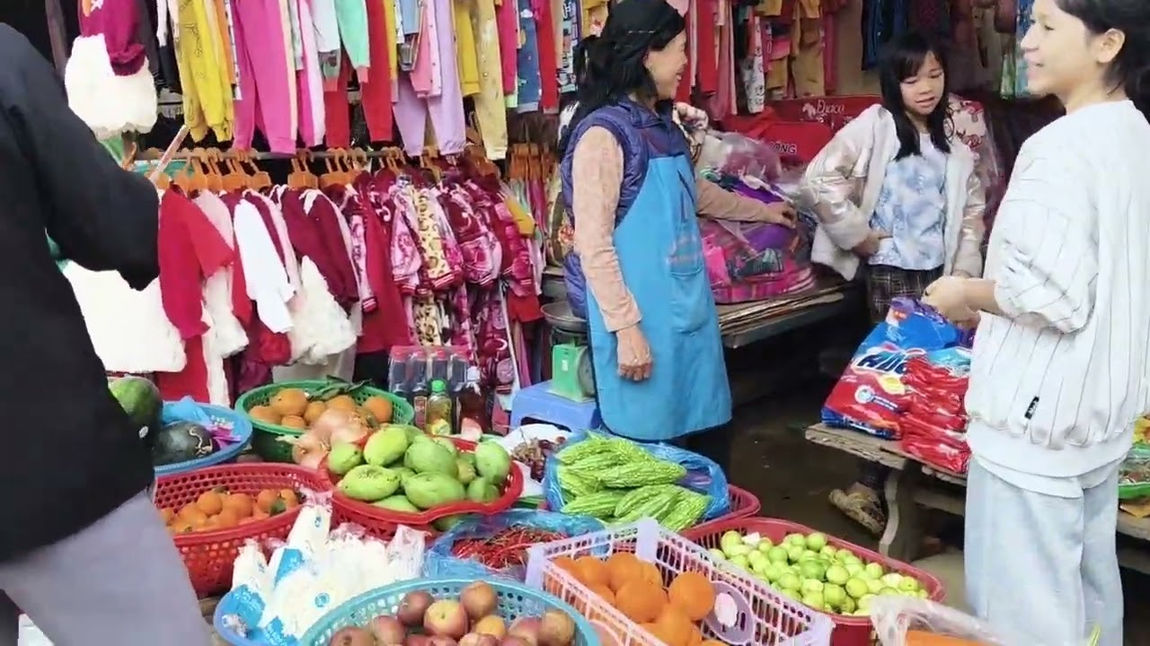 Chợ phiên vùng thấp yên cường