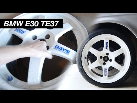 BMW E30 Gets New Wheels - TE37's! - YouTube