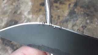 Шок!Нож режет сталь!XD