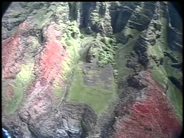 Hawai'i Kaua'i Helicopter Flight Highlights — Tristan Lindner (video thumbnail)
