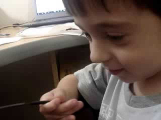 RENAN VÍTOR QUER VER GALINHA PINTADINHA 2 ANOS E MEIO