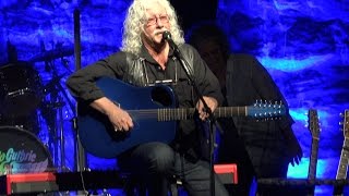 Watch Arlo Guthrie Running Down The Road video
