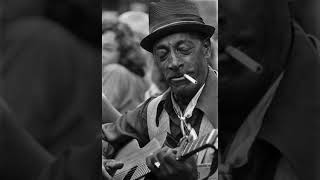 Fred McDowell My Baby Don't Treat Me Like Human Kind Live 1966