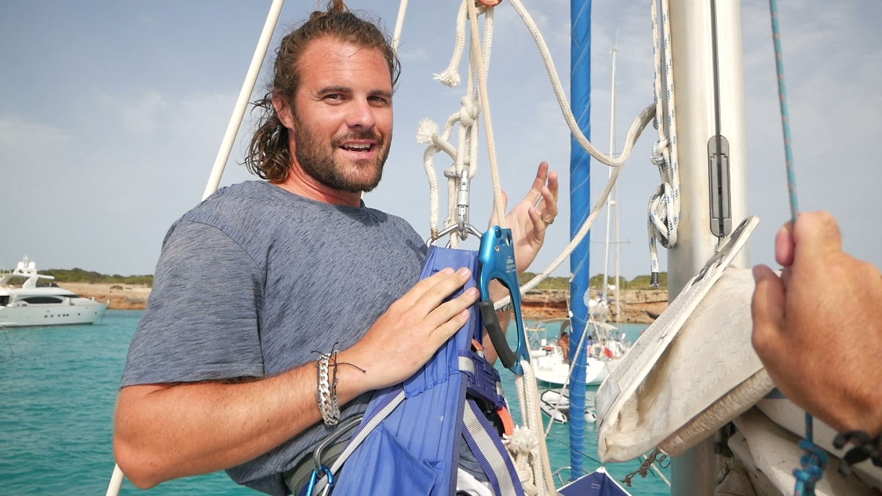 Mast Climb on Sailboat while Solo - Spain Sailing Ep 5