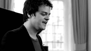 Jamie Cullum introduces Yamaha&#39;s latest Piaggero