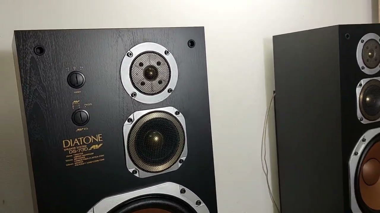 diatone ds-73 d av + trio ka-9300 - YouTube