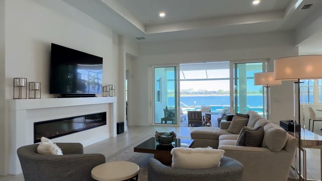 8043 Waterbend Trail, Sarasota, FL | Lakefront Luxury Home Tour