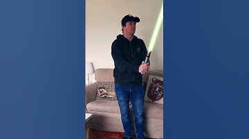 Light Saber Short - DaVinci Resolve Fusion Effect