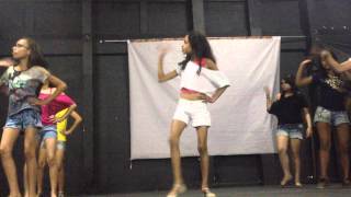 Nathy Dançando Show Das Poderosas