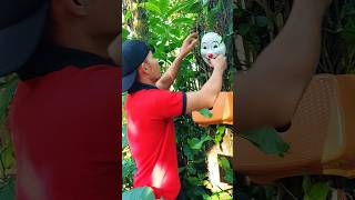 adek mau pake topeng