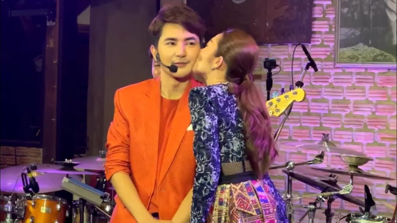 ยิ่งมีดร่าม่า⁉️ยิ่งจะหอมกันบ่อย🥰🆎เริ่ดคัก หอมแล้วจะทำไมผมหอมแฟนผม❤️จบบ่พ่อใหญ่‼️สูนวะ