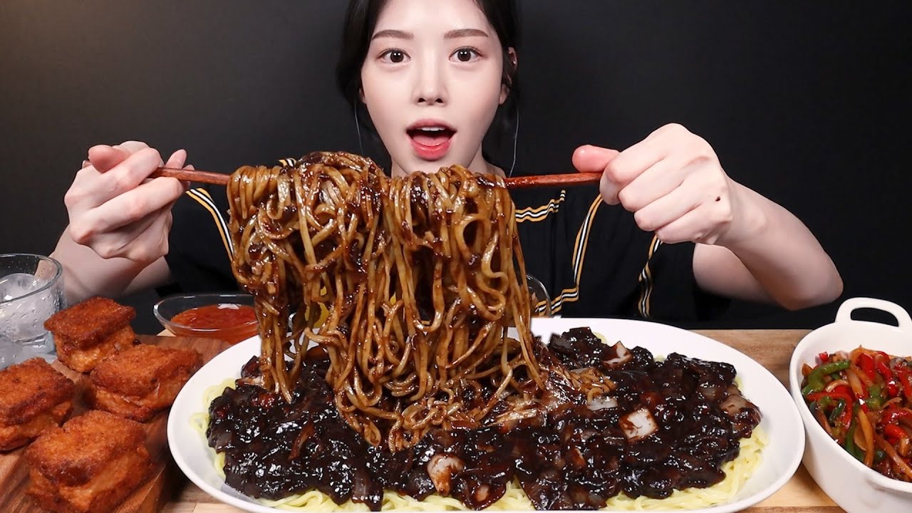 SUB)꾸덕촉촉 짜장면에 바삭한 멘보샤 먹방! 고추잡채까지 중식 꿀조합 리얼사운드 Jjajangmyeon & Menbosha Mukbang Asmr