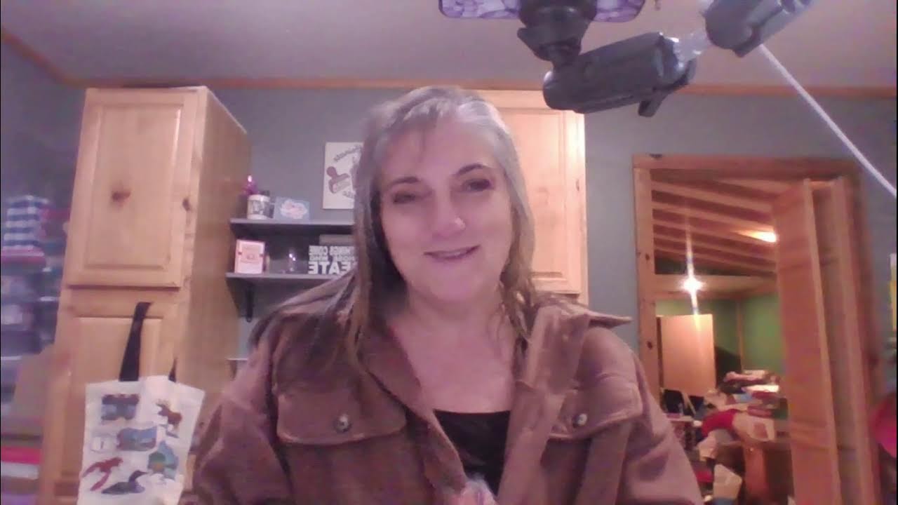 Testing some features with Livestream.