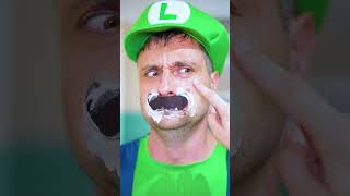Smart Luigi tricked Super Mario!  #mario #supermario #comedy #supermariobros screenshot 3