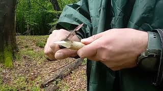 Bushcraft ideas .Primitive shelter.