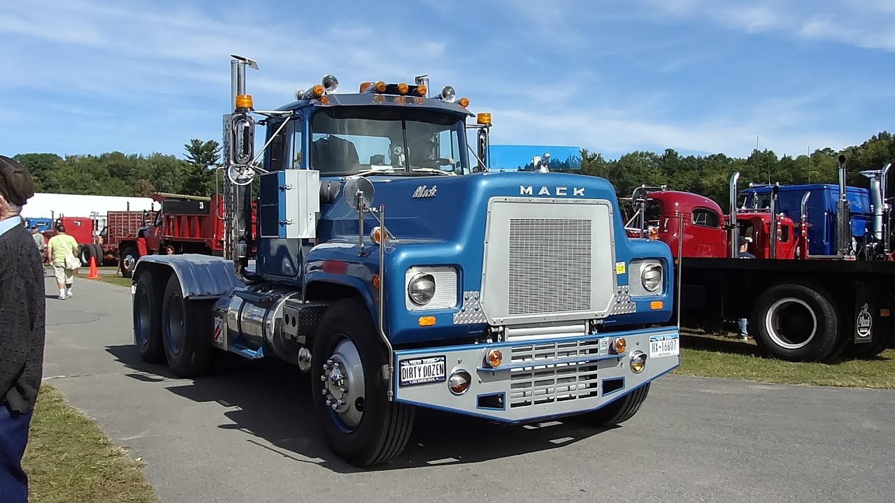  Mack  RS700L  with V12 Detroit Diesel YouTube