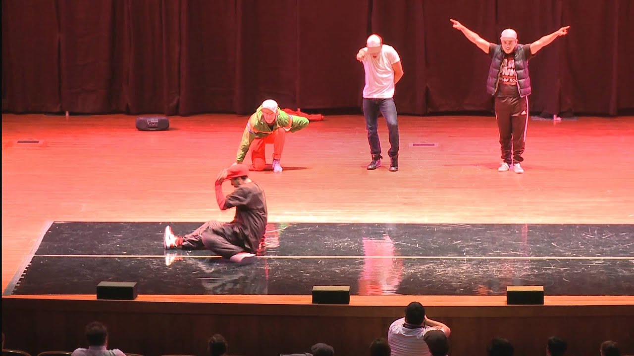 Break Dancing - Jump Session Show 2011