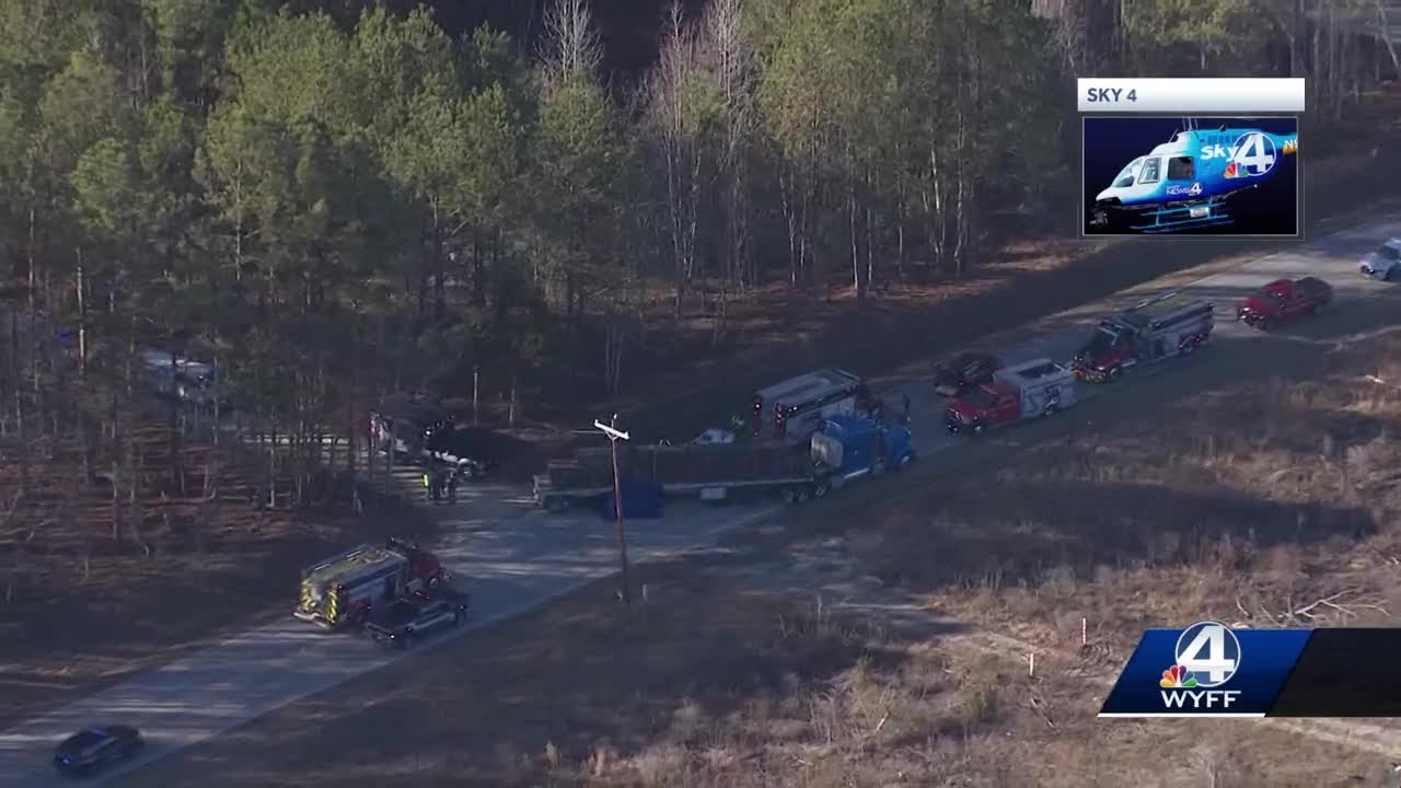 South Carolina man dies after truck gets pinned under tractor-trailer ...