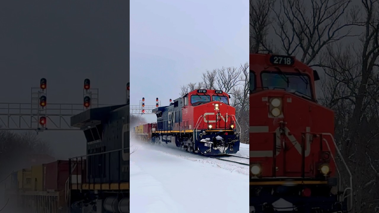 IC 2718 C44-9W leads CN Z126 south