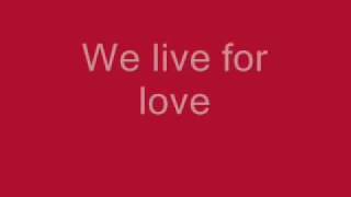 Pat Benatar - We Live For Love lyrics chords