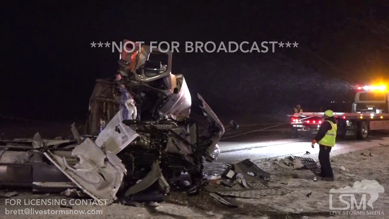 033118 Cheyenne, WY Major Accident on I80 from Icy Roads YouTube