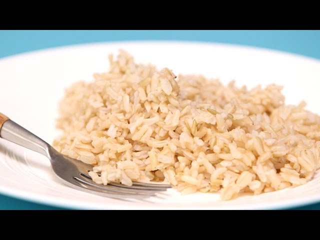 How to Cook Brown Rice (Recipe and Video)