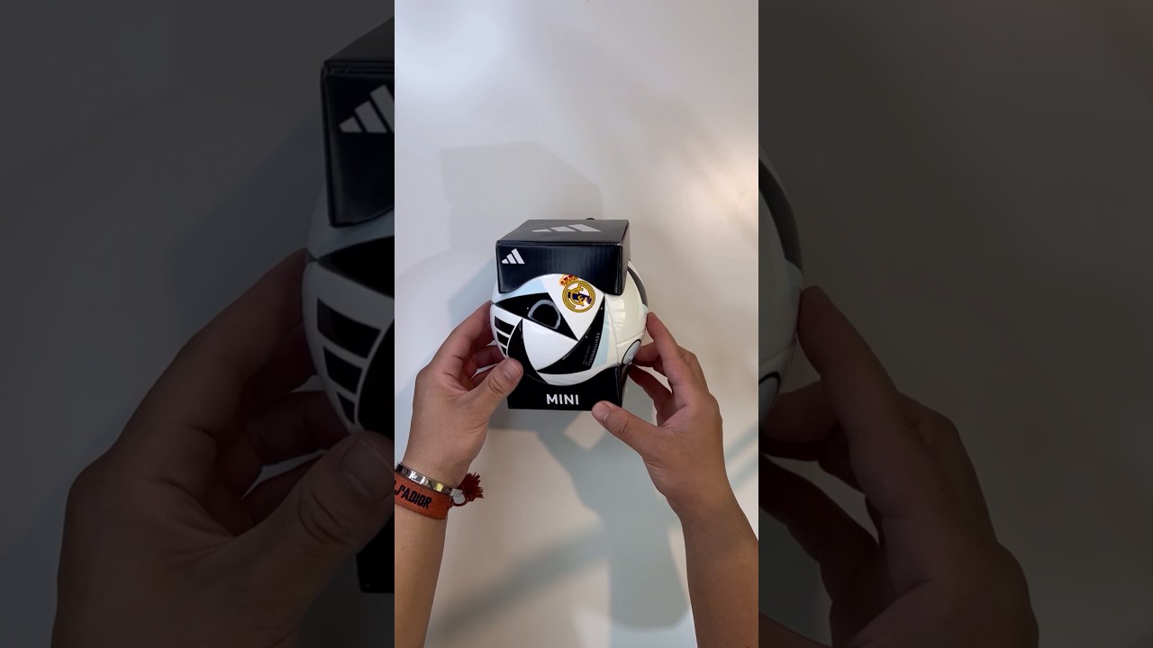 Adidas Real madrid miniball