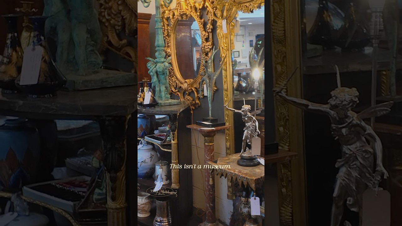 ✨Looks like a museum? It’s an antique centre