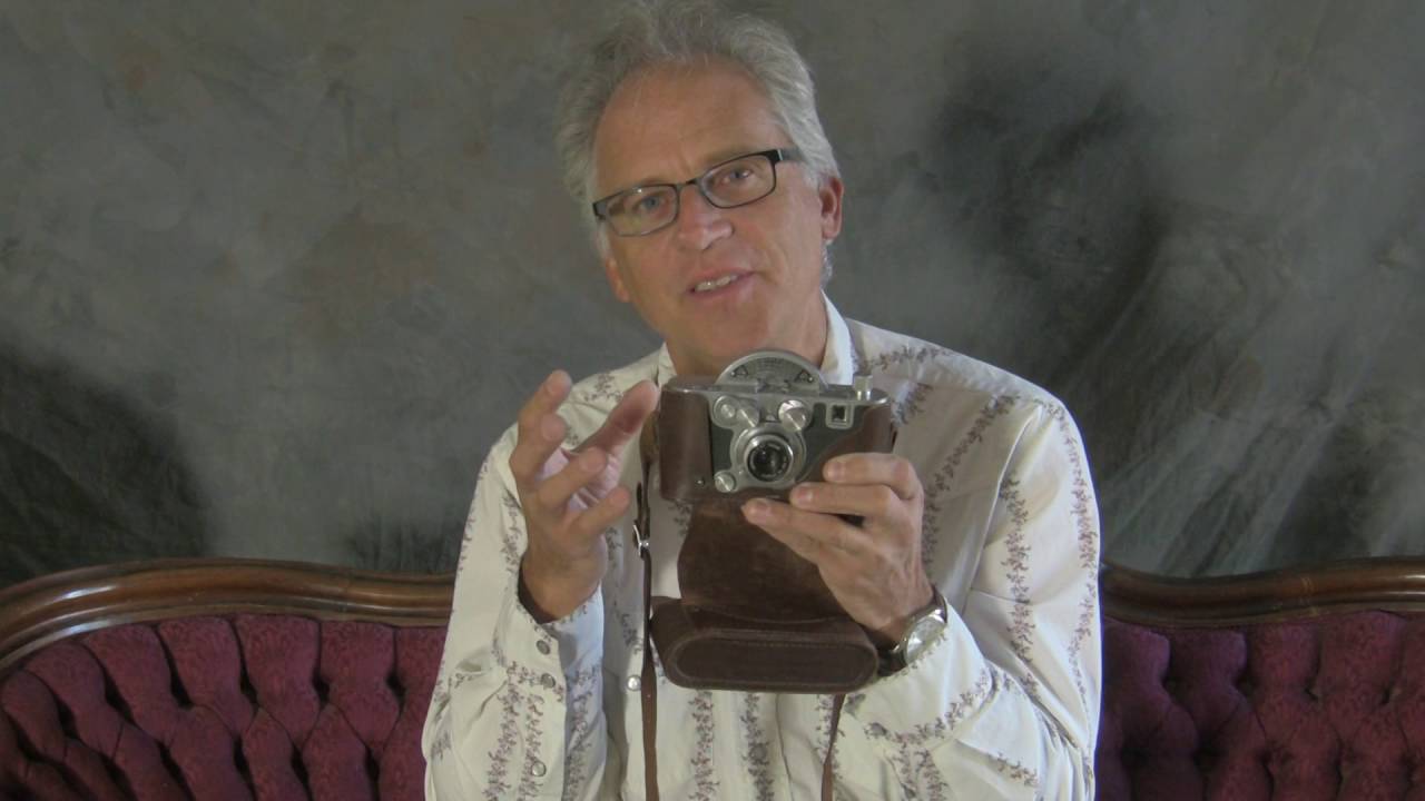 WAJDA PHOTO - Gear Talk: Mercury II 35mm Half-Frame Camera