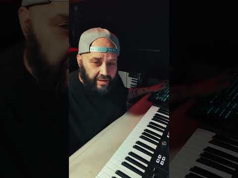 Making an old school West Coast Mob type beat
