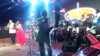 Surmukhi & SPB Sung "Valaiyosai kalakalavena " in Jaffna Concert By SPB& Gangai Amaran