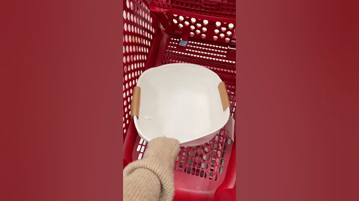 Build a burr basket with me!❄️⛄️🤍#christmasshopping #targethaul #shopwithme #christmas #shorts