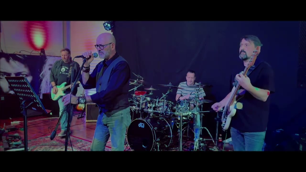 MONKEY BUSINESS live @ clubhouse the MUSKETEERS