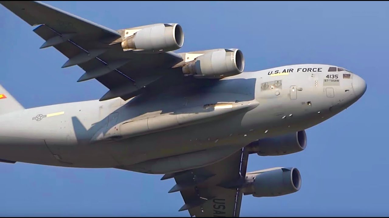 (HD) Boeing C-17 Globemaster III Demonstration Flight Oshkosh EAA ...