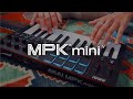 Video: AKAI PROFESSIONAL MPK Mini IV Gray