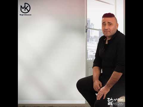 الي الاحزان لا اشتاق
