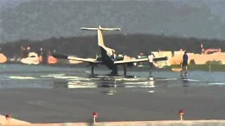 Plane Makes Emergancy Landing At Airport