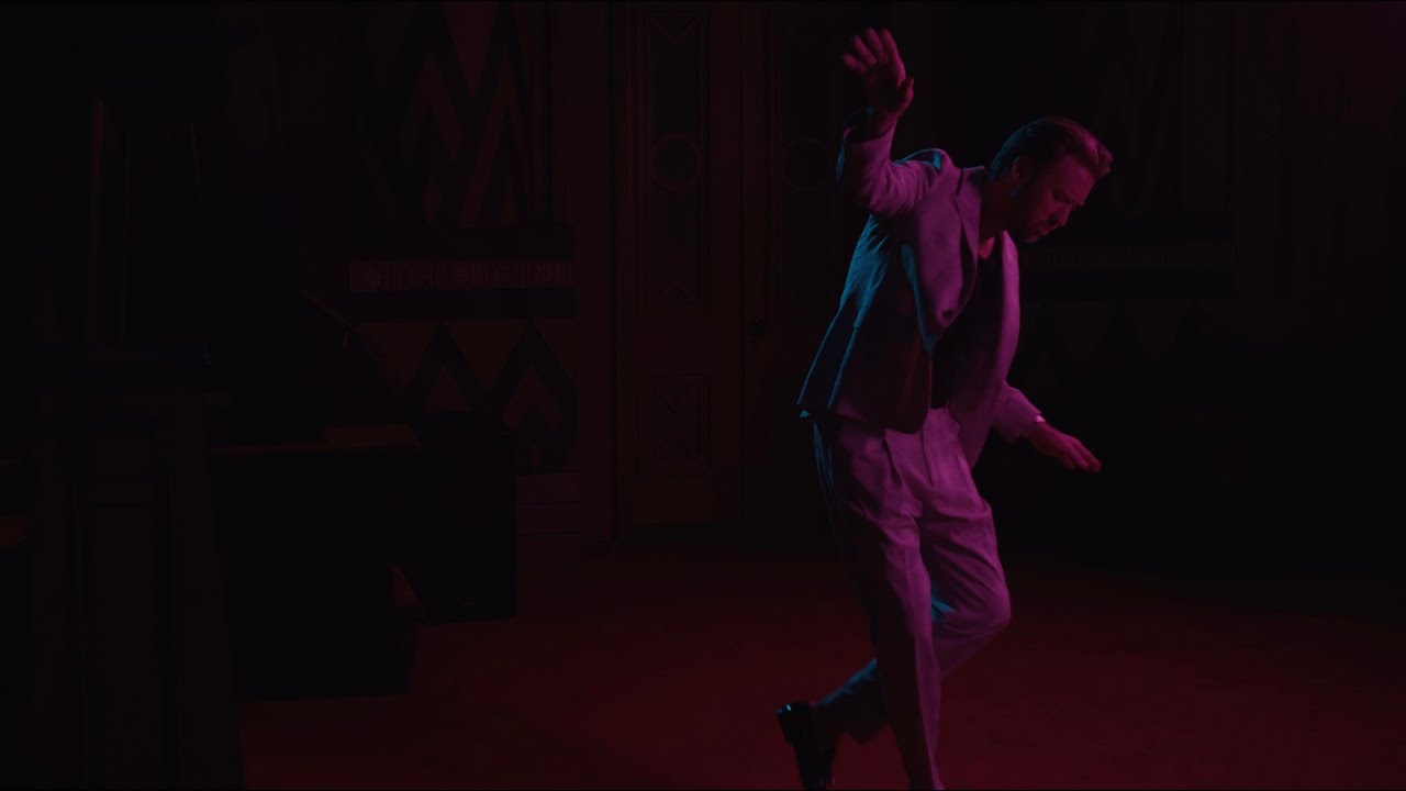 Charles Kelley - Run (Official Visualizer) Charles Kelley - Run (Official Visualizer)