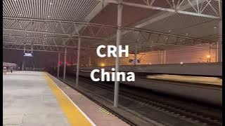 China high-speed railway, 350 km/h passing the platform!
