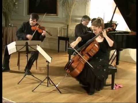 Mendelssohn Piano Trio No.1 in D minor Op.49 -  Part 2/3