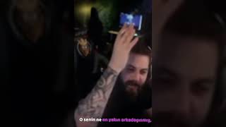 Elraennin Arkadaşıyla Aldatılan Izleyicisine Tesellisi