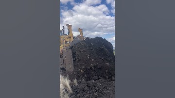 D11 V8 Sound!! Big Bulldozers | #bulldozer  #d11